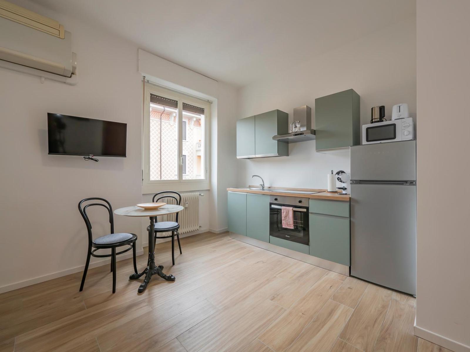 4 Pax - Via Brioschi, 94 Milan
